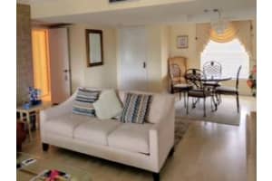 1 Harbourside Dr, Delray Beach, FL 33483, Sold 02/15/17