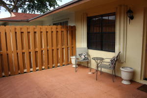 4326 Woodstock Dr, West Palm Beach, FL 33409, Sold 02/15/17