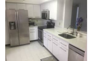 7370 S Oriole Blvd APT 704, Delray Beach, FL 33446, Sold 01/23/17