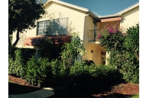 510 Waterside Dr, Hypoluxo, FL 33462, Sold 05/02/17