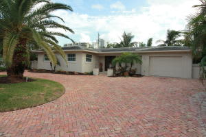 1261 Manor Dr, Riviera Beach, FL 33404, Sold 01/17/17