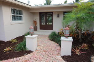 1261 Manor Dr, Riviera Beach, FL 33404, Sold 01/17/17