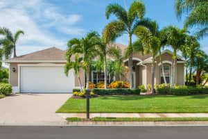 585 Alexandra Ave SW, Vero Beach, FL 32968, Sold 03/21/17
