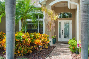 585 Alexandra Ave SW, Vero Beach, FL 32968, Sold 03/21/17