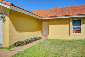 21131 White Oak Ave, Boca Raton, FL 33428, Sold 12/30/16