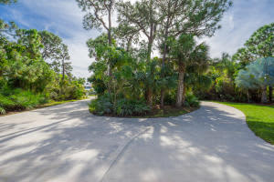 2522 SE St Lucie Blvd, Stuart, FL 34996, Sold 02/01/17