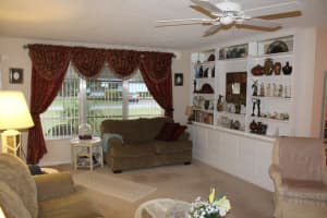 7354 W Oakridge Cir, Lantana, FL 33462, Sold 03/27/17