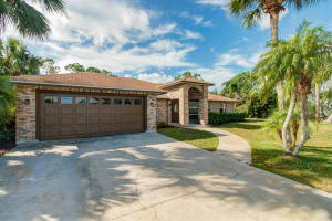 616 Cross Creek Dr, Sebastian, FL 32958, Sold 12/28/16