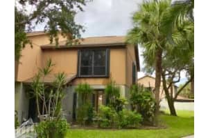 819 Sandtree Dr, Palm Beach Gardens, FL 33403, Sold 01/06/17