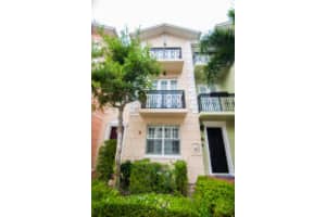 1034 E Heritage Club Cir, Delray Beach, FL 33483, Sold 02/23/17