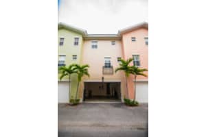 1034 E Heritage Club Cir, Delray Beach, FL 33483, Sold 02/23/17