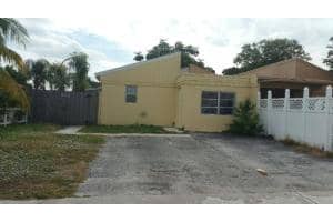 4930 NW 5th St, Delray Beach, FL 33445, Sold 02/21/17