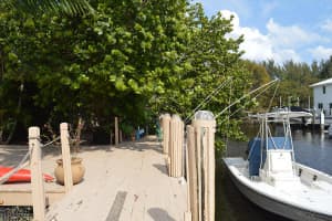 1024 White Dr, Delray Beach, FL 33483, Sold 06/05/17