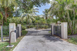 8750 N Elizabeth Ave, Palm Beach Gardens, FL 33418, Sold 01/06/17