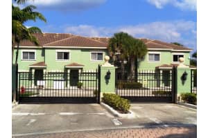 250 Crestwood Cir, Royal Palm Beach, FL 33411, Sold 03/27/17