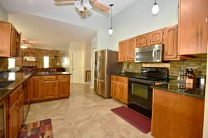 125 Sunflower Cir, Royal Palm Beach, FL 33411, Sold 04/19/17