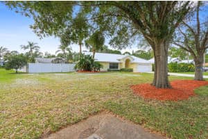 641 SE Southwood Trail, Stuart, FL 34997, Sold 01/26/17