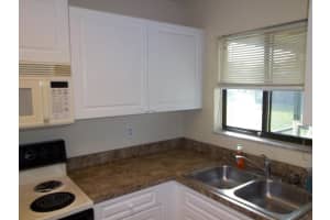 650 SW Veronica Ave, Port St. Lucie, FL 34953, Sold 03/20/17