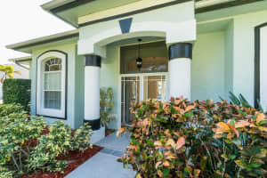 2632 SW River Shore Dr, Port St. Lucie, FL 34984, Sold 04/28/17