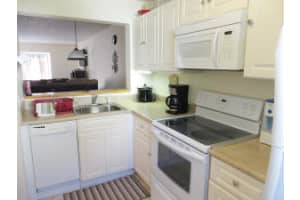 9425 S Ocean Dr #64, Jensen Beach, FL 34957, Sold 01/18/17