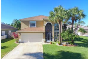 8917 Aubrey Ln, Boynton Beach, FL 33472, Sold 04/03/17