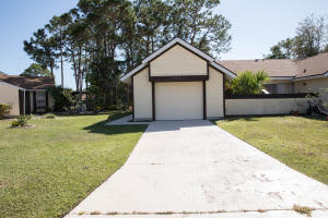 1362 SE La Haven Ct, Port St. Lucie, FL 34952, Sold 01/05/17