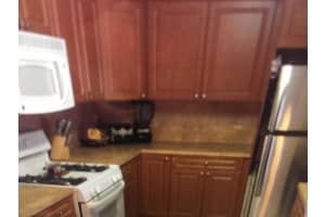 4391 Walden Cir, Lake Worth, FL 33463, Sold 04/18/17