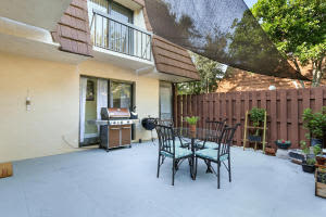 825 Center St, Jupiter, FL 33458, Sold 01/03/17