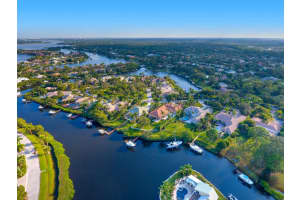 8695 SE Compass Island Way, Jupiter, FL 33458, Sold 10/06/17