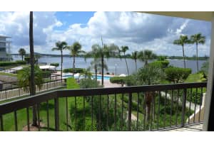 2778 S Ocean Blvd, Palm Beach, FL 33480, Sold 01/06/17