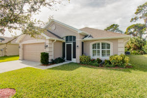1206 Briarcliff Ct, Sebastian, FL 32958, Sold 12/29/16
