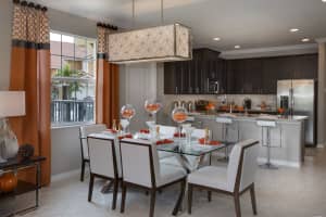 692 SW Glen Crest Way, Stuart, FL 34997, Sold 08/02/17