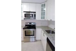 1718 W Circle Dr, Boynton Beach, FL 33435, Sold 02/10/17