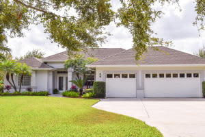 2602 SW River Shore Dr, Port St. Lucie, FL 34984, Sold 01/23/17