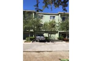 350 Crestwood Cir, Royal Palm Beach, FL 33411, Sold 02/03/17