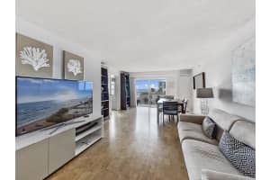 4511 S Ocean Blvd, Highland Beach, FL 33487, Sold 03/20/17