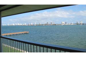 2936 Lake Shore Dr, West Palm Beach, FL 33404, Sold 02/08/17