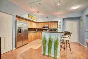 255 NE 3rd Ave, Delray Beach, FL 33444, Sold 02/07/17