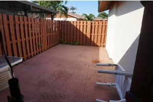 513 SE 27th Ln, Boynton Beach, FL 33435, Sold 02/27/17