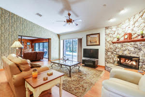 422 SE Ashley Oaks Way, Stuart, FL 34997, Sold 02/13/17