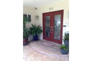 810 NW 6th Terrace, Boca Raton, FL 33486, Sold 01/31/17