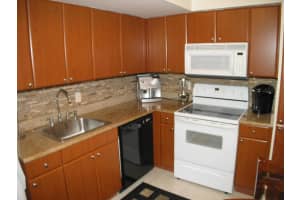 1900 S Ocean Blvd #2p, Pompano Beach, FL 33062, Sold 06/09/17