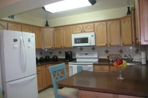 2600 S Kanner Hwy APT Y12, Stuart, FL 34994, Sold 04/17/17