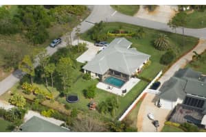 574 Cross Creek Cir, Sebastian, FL 32958, Sold 06/14/17