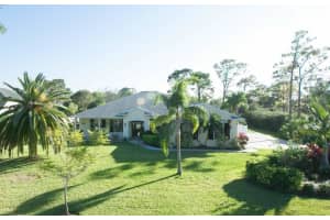 574 Cross Creek Cir, Sebastian, FL 32958, Sold 06/14/17