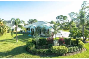 574 Cross Creek Cir, Sebastian, FL 32958, Sold 06/14/17