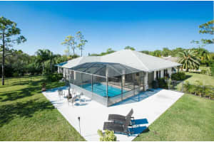 574 Cross Creek Cir, Sebastian, FL 32958, Sold 06/14/17