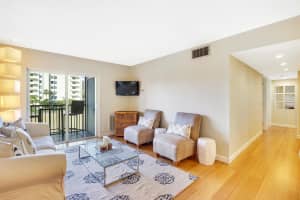 1527 S Flagler Dr #211f, West Palm Beach, FL 33401, Sold 06/26/17