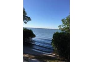 264 NE Edgewater Dr c101, Stuart, FL 34996, Sold 02/13/17