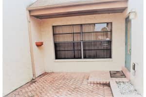 5209 Nutmeg Dr, Palm Beach Gardens, FL 33418, Sold 03/23/17